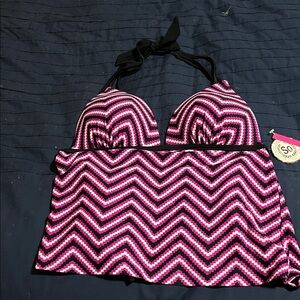 SO Pink and Black Tankini Top push up